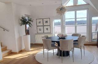 Wohnung kaufen in Hermann-Gmeiner-Strasse, 61118 Bad Vilbel, Exklusives Wohnen auf zwei Ebenen: Lichtdurchflutetes 3,5 Zimmer Maisonette-Juwel mit Waldblick