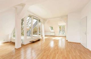 Wohnung kaufen in 14641 Wustermark, Sofort bezugsfrei: Lichtdurchflutetes DG mit Terrasse + Grünblick, Umbau in 3-Zi-Wohnung möglich!