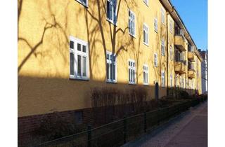 Wohnung kaufen in 12489 Adlershof, 3-Zimmer-Altbauwohnung mit Balkon im Kiez von Adlershof provisionsfrei zu verkaufen!
