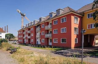 Wohnung mieten in Robert-Koch-Platz, 38440 Wolfsburg, Zimmer 12,10 m² innerhalb einer 2er-WG // DG, rechts