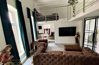 Lofts mieten in Rauental 51, 42289 Wuppertal, Lichtdurchflutetes Design Loft mit Galerie möbliert