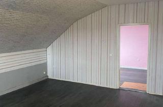 Wohnung mieten in 66589 Merchweiler, Viel Platz unterm Dach: Helle 3-ZKB-Wohnung (81 m²) in Merchweiler