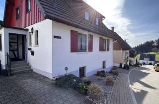 Einfamilienhaus kaufen in Schönauerstraße 66, 72280 Dornstetten, Charmantes Einfamilienhaus mit Garage & kleinem Garten in Dornstetten