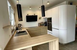 Doppelhaushälfte kaufen in Heinz-Esch-Johnen-Straße 77, 50129 Bergheim, Neuwertige Doppelhaushälfte LIFESTYLE mit Keller und Garage