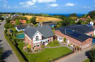 Villa kaufen in 24972 Quern, Jugendstill Villa mit 2 Ferienwohnungen, Schwimmteich und Halle, 100m zur Ostsee / Naturstrand