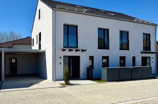 Haus mieten in 85290 Geisenfeld, Jetzt einziehen: Neubau-Doppelhaushälfte mit Garten in Geisenfeld & Energieeffizienzklasse A+