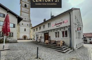 Anlageobjekt in Marktplatz 2+3, 83530 Schnaitsee, Investmentchance im Herzen von Schnaitsee – vielseitiges Wohn- und Geschäftshaus mit Perspektive