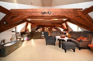 Wohnung mieten in 90602 Pyrbaum, Rarität im Pyrbaumer Schlosshof: Wohnen mit historischem Charme auf 2 Etagen