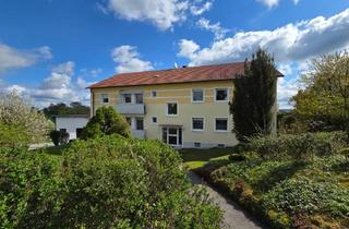 Mehrfamilienhaus kaufen in 94127 Neuburg, Neuburg am Inn: 4-Parteienhaus mit großem Grundstück und Entwicklungspotential bei Passau