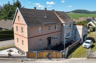 Einfamilienhaus kaufen in 37308 Schimberg, Viel Platz für Ihre Liebsten: Familienfreundliches Zuhause mit Potenzial