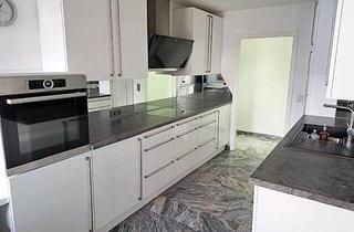 Wohnung kaufen in 66299 Friedrichsthal, Friedrichsthal - Sanierte 5 ZKB Luxuswohnung mit Loggia und Garage