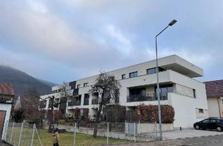 Wohnung kaufen in 73312 Geislingen, Geislingen an der Steige - Moderne hochwertige 2 Zimmer Wohnung mit Balkon + Carport