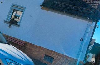 Doppelhaushälfte kaufen in 95195 Röslau, Röslau - Solide Massivbau-DHH mit viel Gestaltungspotenzial - provionsfrei