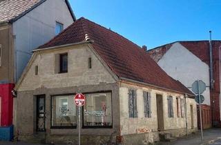 Einfamilienhaus kaufen in 16928 Pritzwalk, Pritzwalk - Sanierungsobjekt in zentraler Lage von Pritzwalk