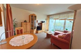 Wohnung kaufen in 96476 Bad Rodach, Gemütliche 2,5-Zimmer-Wohnung mit Balkon und Weitblick