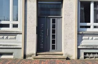 Wohnung kaufen in 26382 Innenstadt, Wohnen mit Stil: Charmante 3-Zimmer-Altbauwohnung unweit des Innenhafens