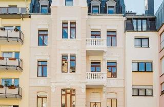 Wohnung kaufen in 56068 Süd, RESERVIERT - Denkmalgeschützte Kapitalanlage in Koblenzer Bestlage!