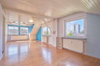 Wohnung kaufen in 73760 Ostfildern, 3-Zimmer Dachgeschosswohnung in praktischer Lage! Ostfildern, Nellingen