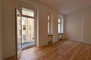 Wohnung kaufen in Berliner Allee 253, 13088 Weißensee, Bezugsfreie, charmante 2-Zimmer-Altbauwohnung mit Balkon, fußläufig vom Weißensee entfernt!