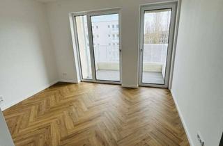 Wohnung mieten in Otto-Franke-Straße 45, 12489 Adlershof, 3-Zimmer mit EBK, Süd-Balkon und Waschmaschienanschluss direkt in Adlershof!!!