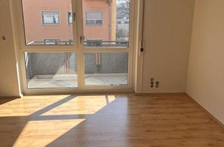 Wohnung mieten in Straßberger Straße 49, 08523 Plauen, Helle 2-Zimmer Wohnung mit Balkon in Plauen - Obere Aue