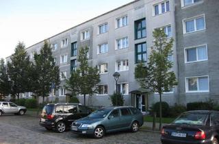 Wohnung mieten in Nikolaikirchstraße, 17389 Anklam, 3-Raum-Wohnung im Erdgeschoss mit Balkon
