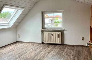 Wohnung mieten in Im Holzhain 33, 61206 Wöllstadt, Helle Dachgeschosswohnung mit Einbauküche!