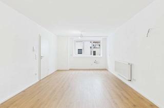 Wohnung mieten in 93326 Abensberg, Großzügige & Moderne 2-Zimmer EG Wohnung mit Einbauküche, Keller und Altbau-Highlights!