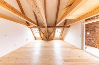 Wohnung mieten in 85395 Wolfersdorf, Altbau zum Verlieben! Dachgeschosswohnung mit Loggia zum Erstbezug nach denkmalgerechter Sanierung