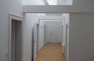 Wohnung mieten in 99817 Eisenach, Außergewöhnlich - großzügige 3 Raum-DG-Wohnung mit Stellplatz im Stadtzentrum