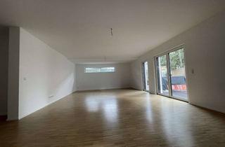 Wohnung mieten in Berliner Ring 58, 68519 Viernheim, Exklusives und modernes Wohnen - Helle EG-Wohnung mit Terrasse und Garten