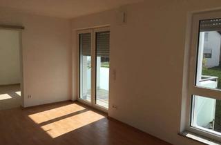 Wohnung mieten in 92431 Neunburg, Moderne 3 Zimmer-Whg- WFL ca. 92 m² / mit 2. Badezimmer / Südbalkon / Aufzug / Garage - ab sofort zu