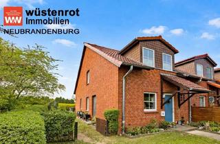 Haus kaufen in 18236 Kröpelin, UNVERBAUTER BLICK ÜBER KRÖPELIN: HELLES UND MODERNES REIHENENDHAUS MIT GROSSER SONNENTERRASSE