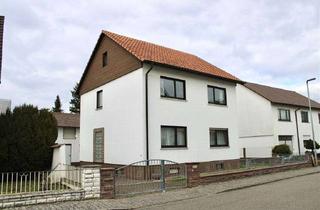 Haus kaufen in 68809 Neulußheim, Großzügiges Zweifamilienhaus in Toplage – freistehend mit weitläufigem Garten