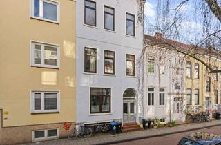 Mehrfamilienhaus kaufen in 28203 Ostertor, Attraktives Mehrfamilienhaus in begehrter Lage von Bremen – Solides Investment mit Entwicklungspoten