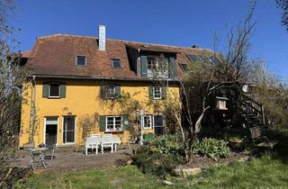 Haus kaufen in 74595 Langenburg, Mehrgenerationenhaus mit herrlichem Naturgarten und Ausbaupotenzial