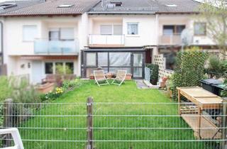 Haus kaufen in 71157 Hildrizhausen, Sofort wohlfühlen: 5-Zi.-RMH in Hildrizhausen mit Garage und Stellplatz