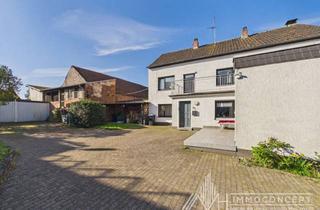 Doppelhaushälfte kaufen in 54516 Wittlich, Doppelhaushälfte in 54516 Wittlich | Doppelgarage | Balkon und Terrasse | Scheune