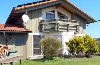 Einfamilienhaus kaufen in 83666 Waakirchen, Freistehendes Einfamilienhaus mit guter Aussicht