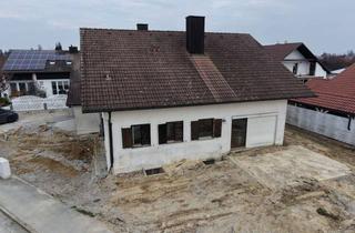 Einfamilienhaus kaufen in 94342 Straßkirchen, sanierungsbedürftiges Einfamilienhaus mit schönem Grundstück