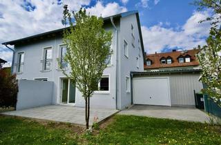 Doppelhaushälfte kaufen in 85368 Moosburg, Einziehen und wohlfühlen: Neuwertige Doppelhaushälfte mit Top-Energieklasse