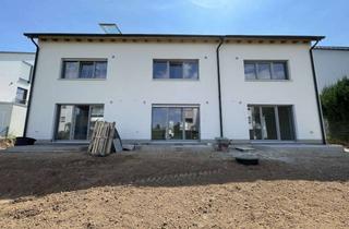 Haus kaufen in Am Galgbrunnen 13, 68526 Ladenburg, Neuwertiges Reihenmittelhaus mit Terrasse und Garten