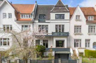 Villa kaufen in 23568 St. Gertrud, Stilvolle Stadtvilla in Bestlage - großzügig & vielseitig
