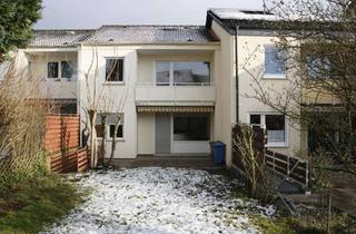 Haus mieten in 65824 Schwalbach, Gepflegtes Reihenhaus mit vier Zimmern und Einbauküche in Schwalbach