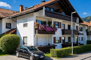 Anlageobjekt in Burgberger Straße 44, 87544 Blaichach, Wohnen & Vermieten: 2 Wohneinheiten mit laufenden Mieteinnahmen