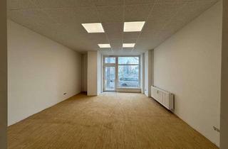 Büro zu mieten in Weserstraße 46, 10247 Friedrichshain, Büro-, Praxis- oder Verkaufsfläche in der Weserstraße,, Erstbezug nach Sanierung.