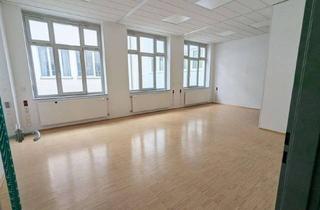 Büro zu mieten in Lameystr. 8A, 75175 Pforzheim, Flexible Büroflächen (107-255 m²) in zentraler Lage Pforzheim - helle Räume & Bambusparkett