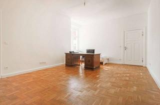 Wohnung kaufen in 13589 Spandau, Wohnen mit Weitblick – Dachgeschosswohnung mit Sonnenbalkon & Lift