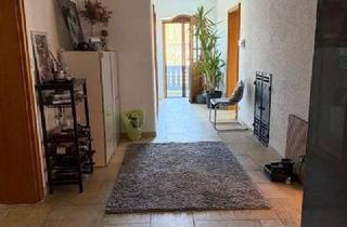 Wohnung kaufen in 83236 Übersee, Besonderheit! 3,5 Zi-OG-Whg. mit Charme und Flair in Toplage