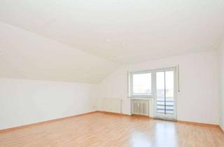 Wohnung kaufen in 33428 Harsewinkel, Lichtdurchflutete 3-Zimmer-Eigentumswohnung mit Balkon!